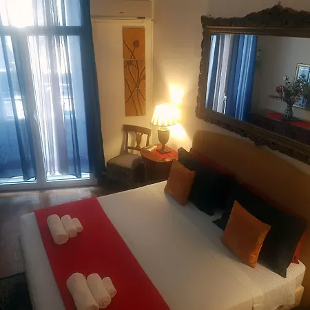 House Rdue The Historic Center